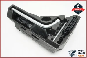 2015 - 2024 PORSCHE MACAN EMERGENCY SPARE WHEEL JACK TOOLS & HOLDER BOX OEM - Picture 1 of 8