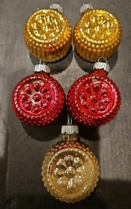 Lotto Vintage Vetro Bumpy Doppio Rientro Goffrato OVALE Ornamenti Natalizi Brite Lucido - Foto 1 di 10