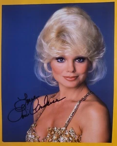 LONI ANDERSON AUTOGRAPHED 8X10 PHOTO - Picture 1 of 1