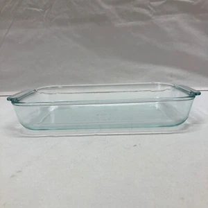 VINTAGE PYREX 232 BLUE TINT GLASS 2 QT BAKING DISH 7 X 13 - Picture 1 of 6