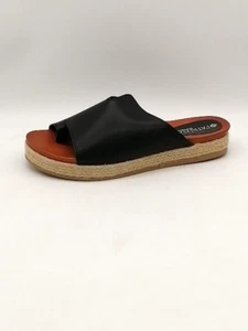 Patrizia by Spring Step Sandals Womens Black EUR 40 Toe Loop Shoe Leather NEW - Picture 1 of 11