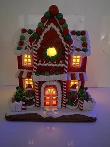 Gingerbread House Red & White Lights Up Valerie Parr Hill GB 24 - Picture 1 of 7