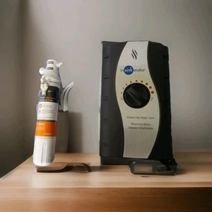 Instant Electric Tankless Hot Water Heater 110V 1500W - Picture 1 of 7