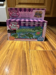 1994 LITTLEST PET SHOP Jump N Splash Frösche mit Seerosenteich *Flasche fehlt* - Bild 1 von 9