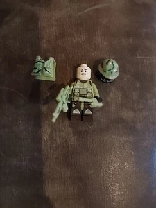  Green Commando Army Soldier Minifigure made with real LEGO® minfig - Picture 1 of 1