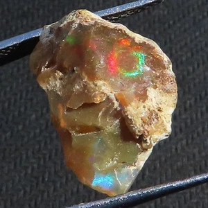 8,45 ct unbehandelter Äthiopischer Opal grob Welo Feueropal grob 13x17x8 mm TN268 - Bild 1 von 7