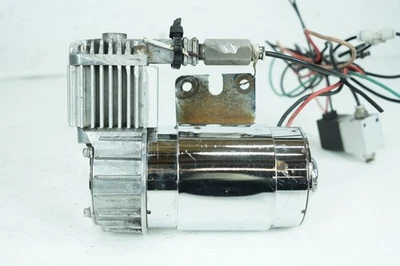 Harley-Davidson Touring Electra Glide Ultra 2012 motor de arranque FLHTK Foto 1 de 4