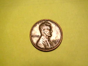 1944 D LINCOLN ONE CENT COIN - GOOD CIRCULATED - Picture 1 of 2