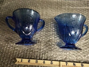 American Depression Glass Hazel Atlas Royal Lace Cobalt Blue Cream & Sugar Bowl - Picture 1 of 1