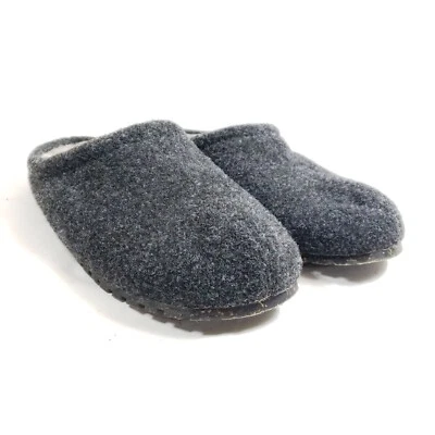 Minnetonka Womens Size 10 Charcoal Gray Wool & Faux Fur Lined Indoor Slippers - Image 1 of 4