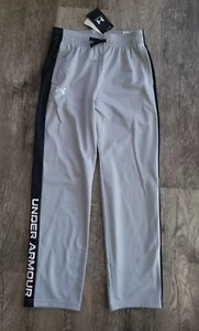 New UA Boys UNDER ARMOUR Brawler 2.0 Gray Athletic PANTS Sz YMD Youth Medium NWT - Picture 1 of 6