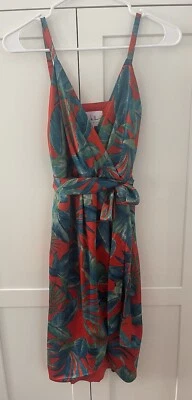 Vestido Anthropologie Nicole Miller Estampado Tropical 4P Pequeño Cinturón Envolvente Cuello en V Foto 1 de 4