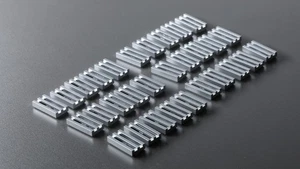 Piezas LEGO: 30x azulejo / azulejo con parrilla, plata metálica - Imagen 1 de 1