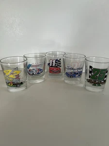 10 ältere NASCAR Schnapsgläser - Bild 1 von 3