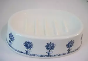 Crabtree & Evelyn London England Blue White Soap Dish Topiary Floral - Picture 1 of 3