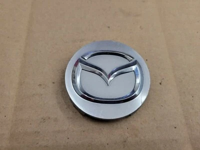 Хромированный пластиковый центральный колпак ступицы пылезащитный колпак Mazda 2 1/8 дюйма 2,125 дюйма от оригинального производителя 2477 - Изображение 1 из 2