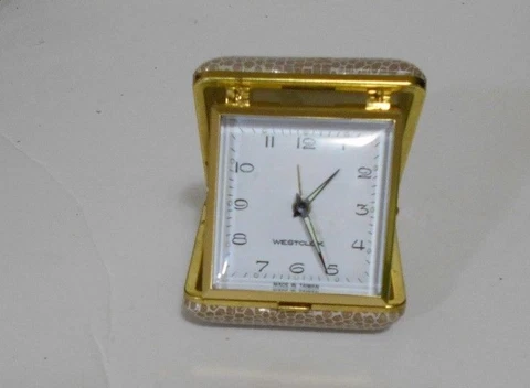 Vintage Westclox Beige Animal Print Wind up Travel Clock  3"x3" Cover