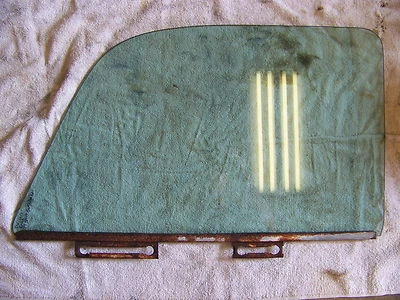 Plymouth Sport Suburban Wagon DS 1959 puerta trasera ventana vidrio tinte de fábrica Foto 1 de 2