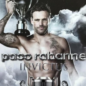 Revista Nick Youngquest Paco Rabanne Invictus anuncio impreso insertado perfumado - Imagen 1 de 5