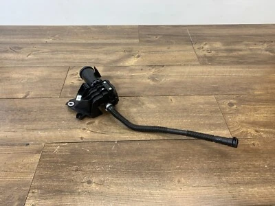 Módulo de diagnóstico de fugas de bote de vapor de combustible BMW 530i M5 2017-2022 G30 F90 OEM Foto 1 de 4