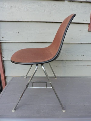 Vintage Herman Miller Orange Hopsack Black Fiberglass Shell Stacking Side Chair - Image 1 of 4