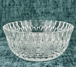 "Ventilador de diamantes con tuerca de vidrio prensado vintage Starburst festoneado 4,25""" - Imagen 1 de 5