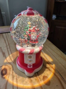 christmas spinning Light Up snow globe - Picture 1 of 1