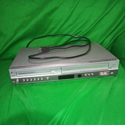 Zenith XBV442 DVD/VCR 4 Head Hi-Fi Stereo VHS Recorder Combo Player NO REMOTE - Image 1 of 4