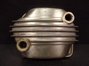 1982 82 HONDA XR80 XR 80 ROCKER BOX COVER 511 A  - Picture 1 of 8