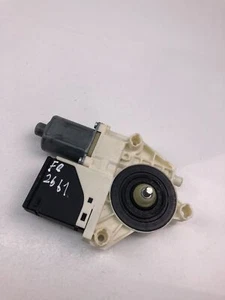 FR2661 RENAULT Rear Left Door Window Control Motor 827310185R - Picture 1 of 4