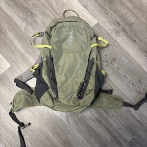 Camelbak Rim Runner 22 85oz/2,5L Trinkbeutel - Lichen Green Dark/Grey - Bild 1 von 6