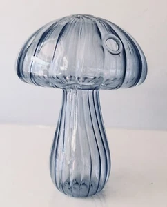 Mushroom Shaped Glass Vase Creative Home Flower Table Decor Blue 4,5”H - Picture 1 of 3