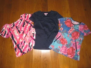 KOI Lot of 3 SCRUB SHIRTS Tops 2-Print/1-Solid Women XS - Picture 1 of 5