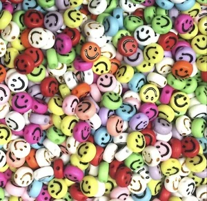 100 pcs Cute 7mm x 3.5mm Multicolour Emoticon Smiley Beads Charm - Picture 1 of 2