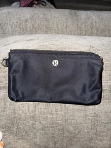 Lululemon Double Up Black Canvas Double Zip Wristlet Pouch Reisetasche - Bild 1 von 6