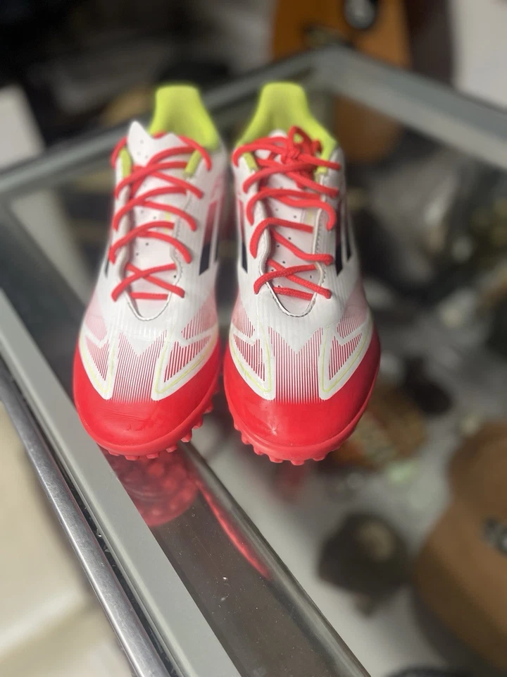 Adidas F50 League Turf Hombre Fútbol/Fútbol Zapatos Venta al por menor por $105 Talla 5.5 Foto 1 de 4