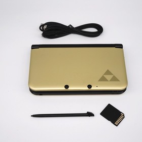 Nintendo 3DS XL  Gold Portable Video Game Console  + extras (USA Seller)