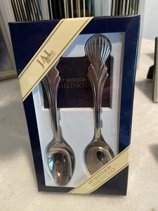 Lot Of 2 JAL Japan Airlines Souvenir Spoons - Picture 1 of 4