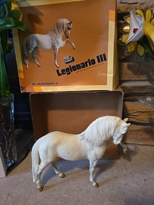 BREYER TRADITIONAL - Legionario Alabaster Andalusier - mit Box Vintage Nr.68 1979 - Bild 1 von 10