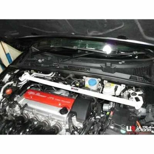 Barra duomi per Alfa 159 / Brera 2.2 JTS 3.2 JTS - Ultra Racing Strut Bar - Picture 1 of 2