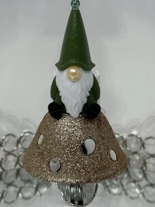 ALL NEW Mushroom Gnome Wallflower Plug-In Bath & Body Works - Picture 1 of 4