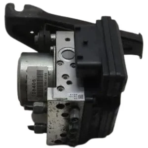 Nissan Juke I F15 2011 Master Brake Cylinder TD8405 - Picture 1 of 3