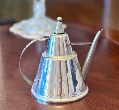 Vintage Italian Oil Cruet Vev INOX 1 Liter 18/10 Stainless Steel Dispenser  - Image 1 of 4