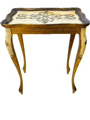 Mesa auxiliar florentina de colección, antigua mesa anidadora hoja dorada Florencia ITALIA Foto 1 de 4