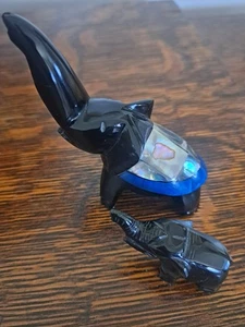 Black Onyx Pair Of Elephants With Abalone Inlay Figurines - Picture 1 of 4
