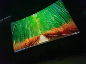ASUS TUF Gaming VG27WQ1B 27 Zoll VA LCD Curved-Monitor - Schwarz - Bild 1 von 5
