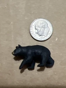 tiny rubber bear toy - Picture 1 of 3