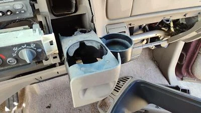 1997 1998 1999 Gmc Yukon Slide Out Cup Holder Assembly Oem Dash Tan 522 Foto 1 de 4