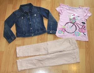 Benetton Jeansjacke + Hose Gr. 130 (7-8 Y) + Glitzer T-Shirt von Cynthia Rowley - Bild 1 von 10