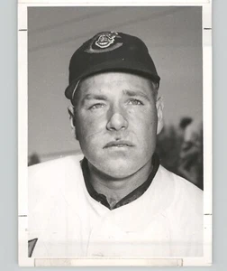 Jugador de béisbol de los Indios Cleveland Dale Mitchell vintage 1954 foto de prensa - Imagen 1 de 2